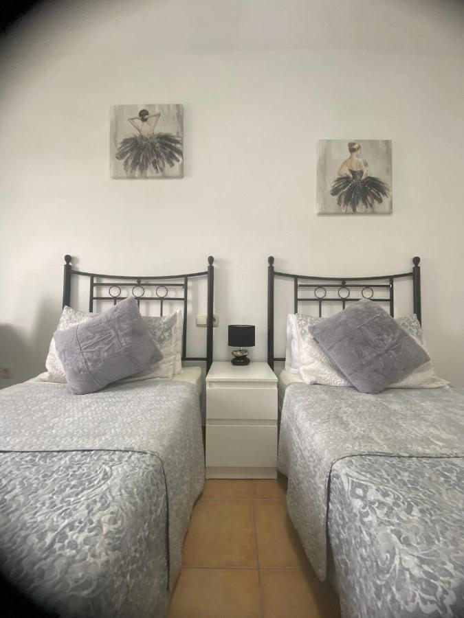 Casa Orilla! Beautiful Private Holiday Villa With Hot Tub La Oliva Exteriör bild