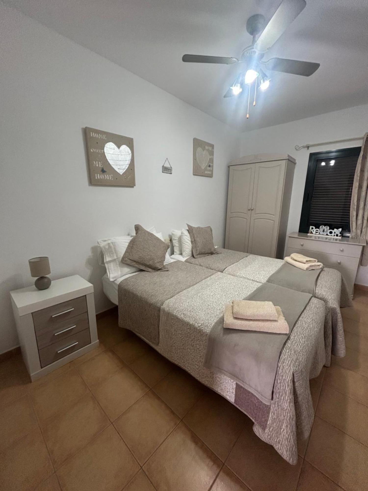 Casa Orilla! Beautiful Private Holiday Villa With Hot Tub La Oliva Exteriör bild